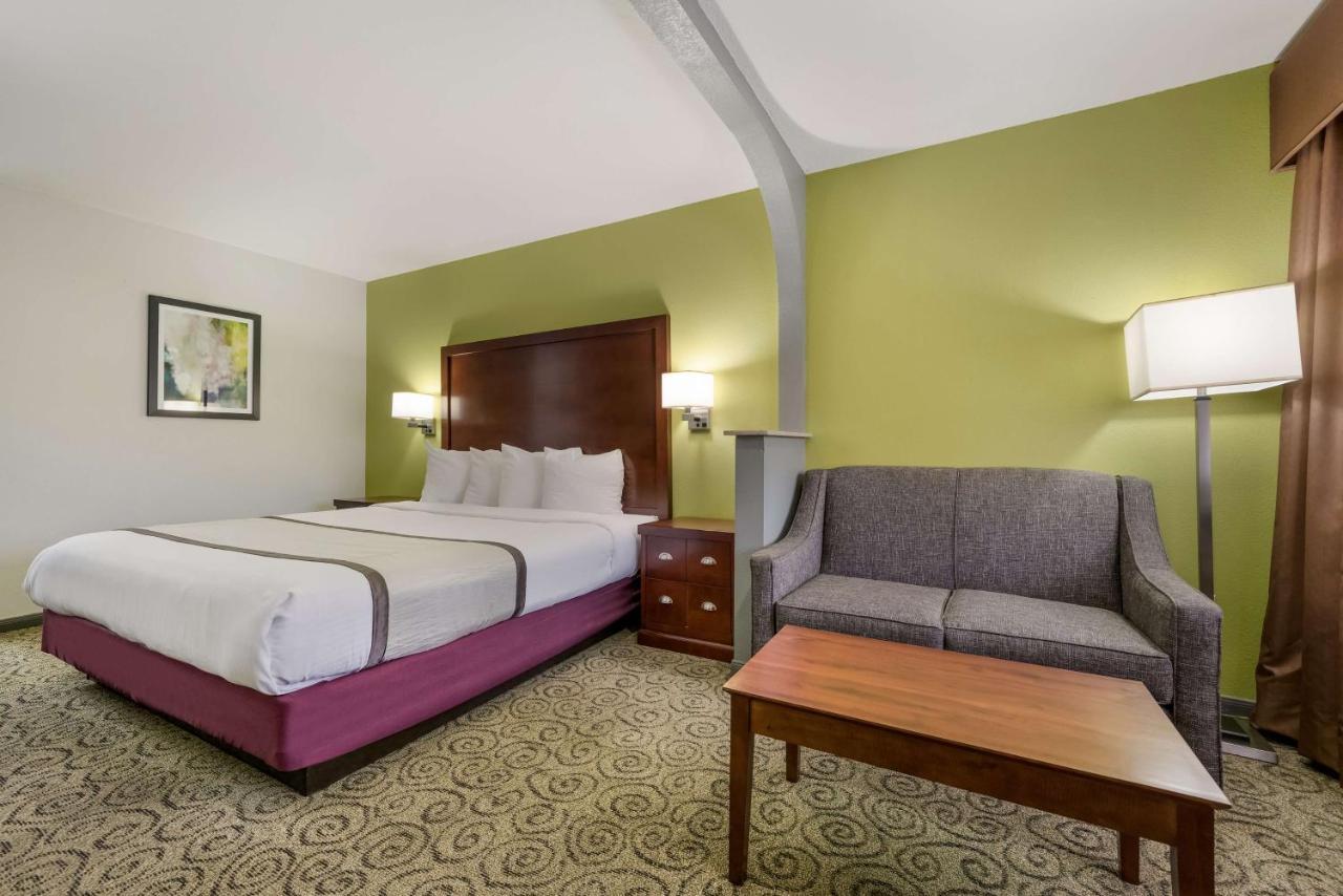 Surestay Hotel By Best Western Deer Park Esterno foto