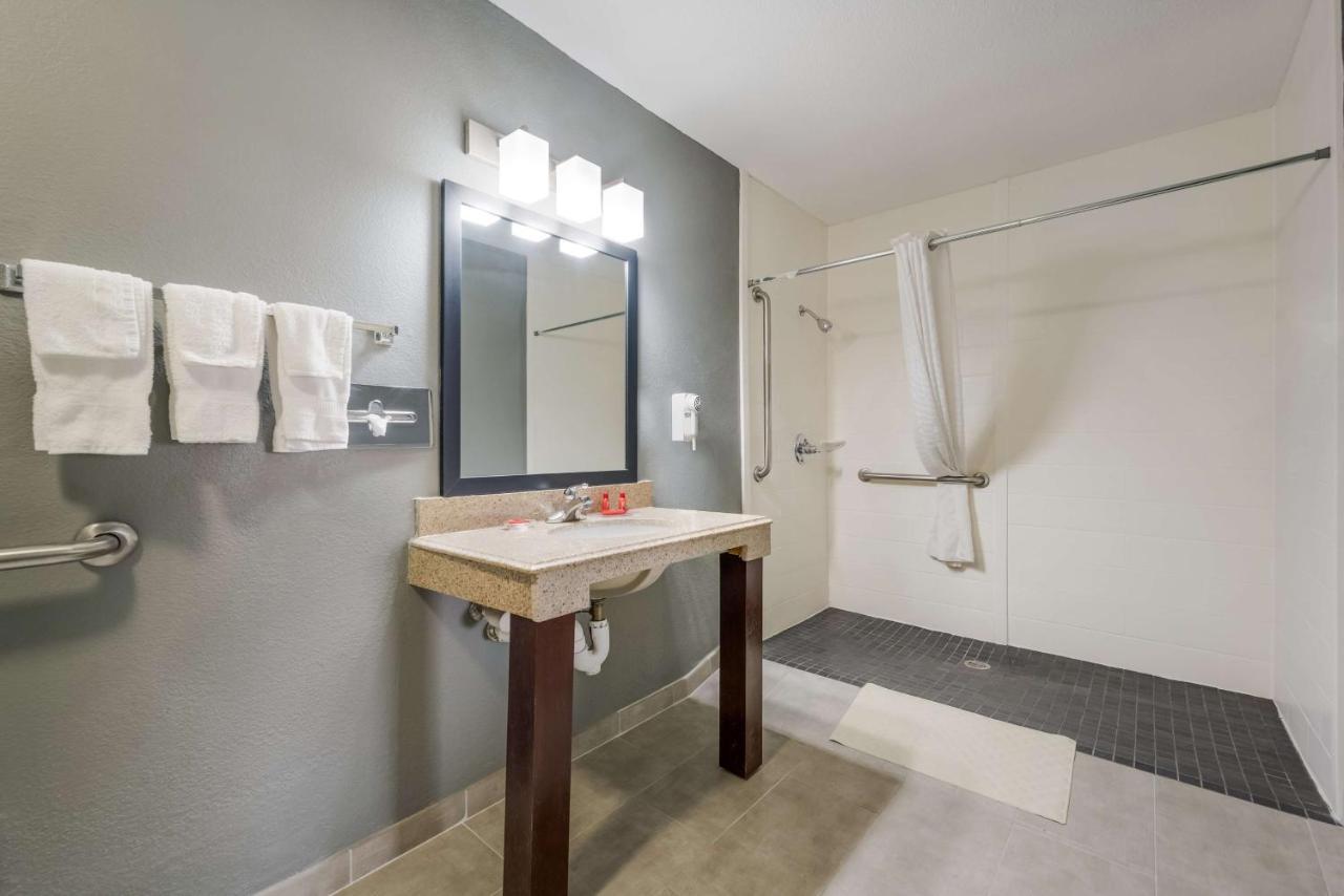 Surestay Hotel By Best Western Deer Park Esterno foto