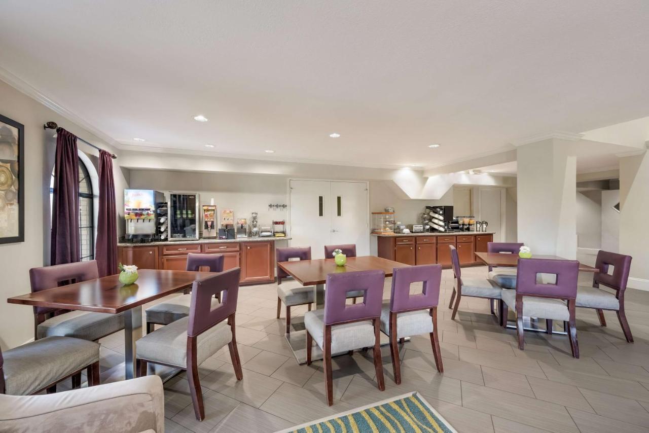 Surestay Hotel By Best Western Deer Park Esterno foto