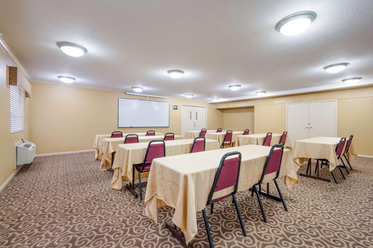 Surestay Hotel By Best Western Deer Park Esterno foto